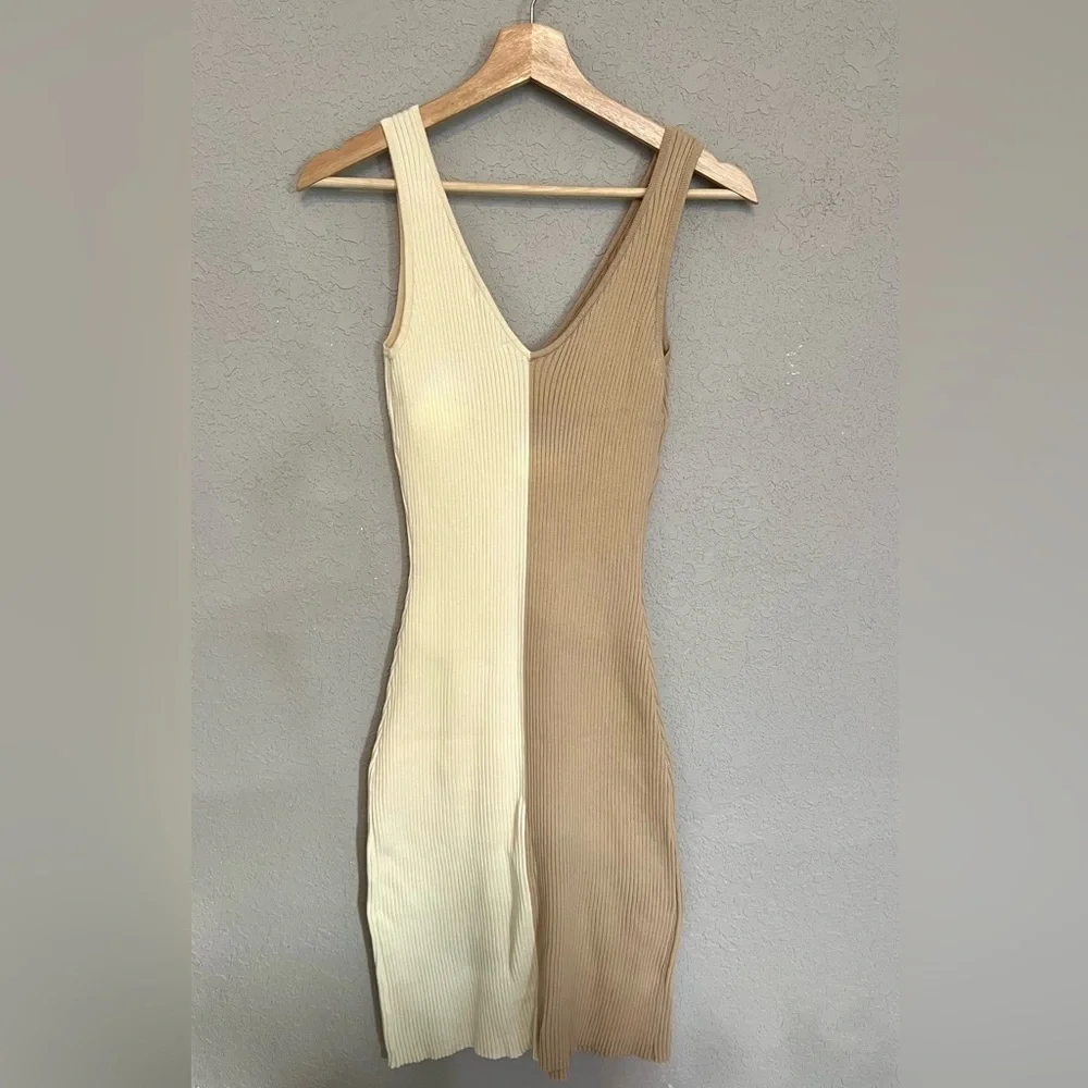 Design History Ribbed Dress Size S - Picture 3 of 3
